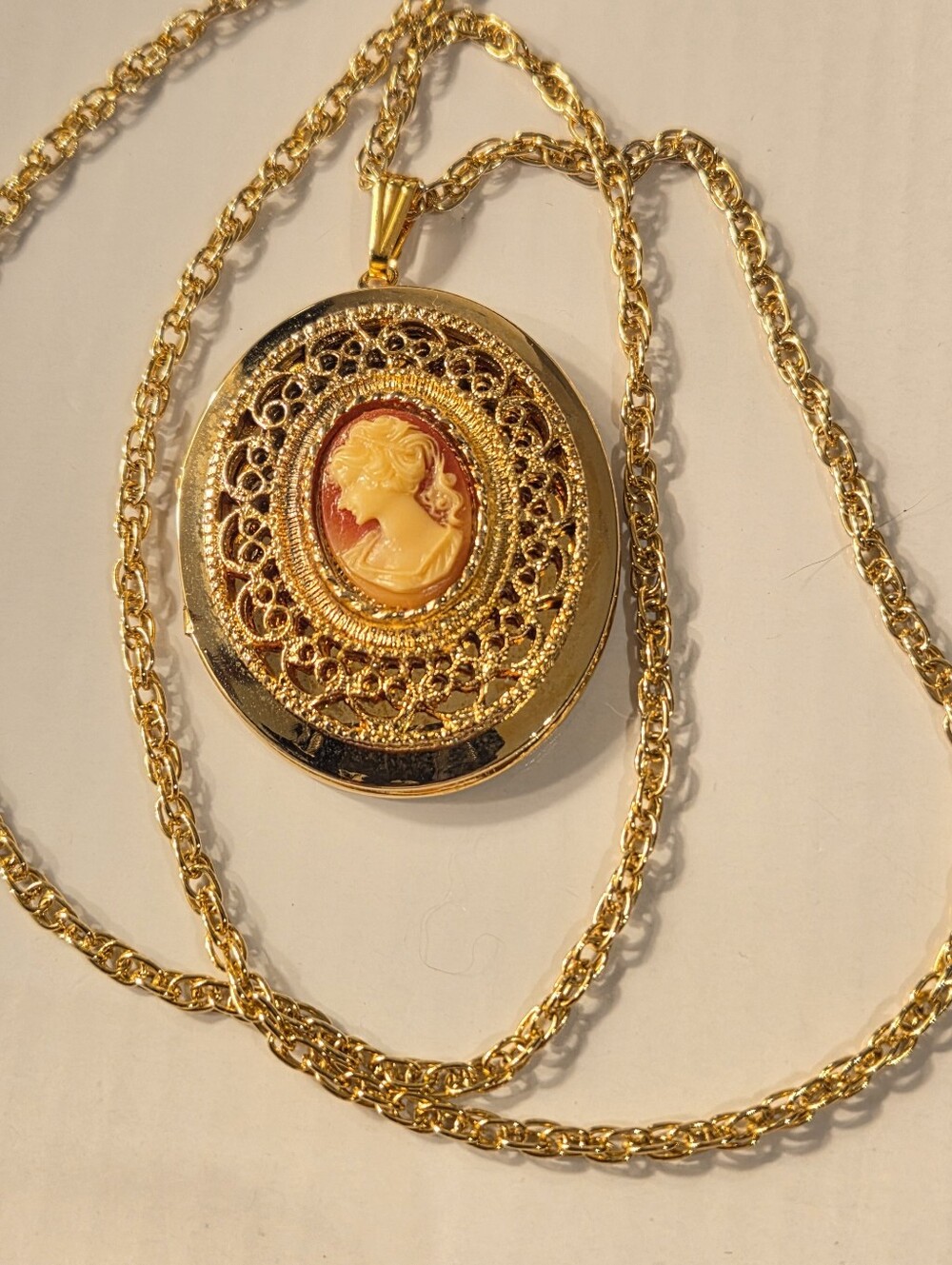 Gold-Tone Cameo Locket Necklace - Vintage Style